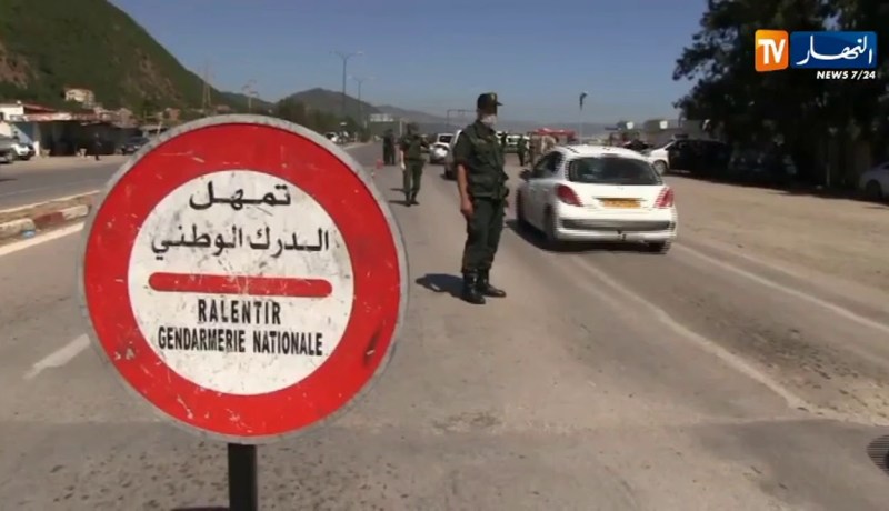 بجاية: مداهمات أمنية للشواطئ وتجاوب المواطنين مع قرار منع الإصطياف