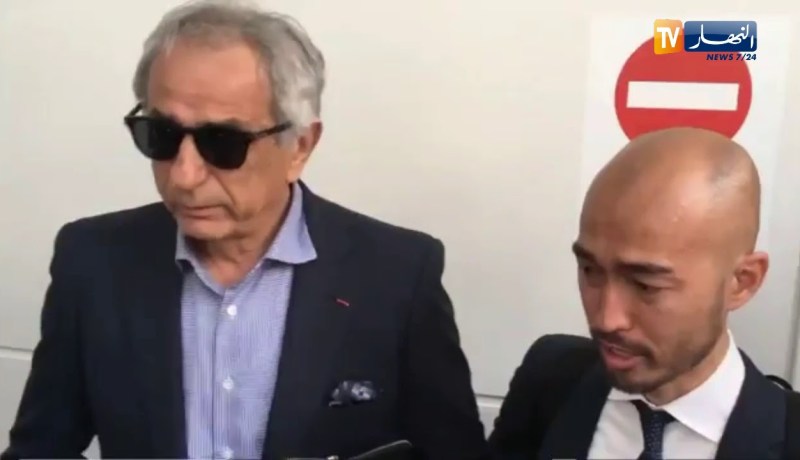 حاليلوزيتش يبكي بعد عودته لليابان