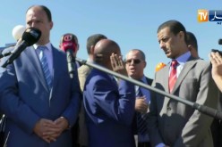 شاهد الوالي زوخ يعرش للمسؤولين على ملعب الدويرة .. لازم تسلموه بدون أعذار
