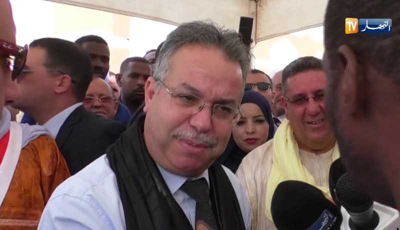 سكن/ بعد 12 سنة وزير السكن يزور إيليزي “ودڨ دڨ” يخطف الأضواء