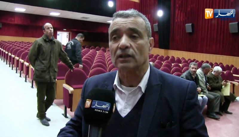 بجاية/ رئيس بلدية خراطة يقدم حصيلة عمل مجلسه علنا أمام المواطنين