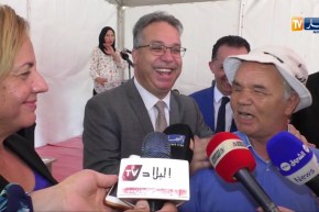 فيديو طريف لوزير السكن رفقة أحسن مستأجر من ذوي الاحتياجات الخاصة