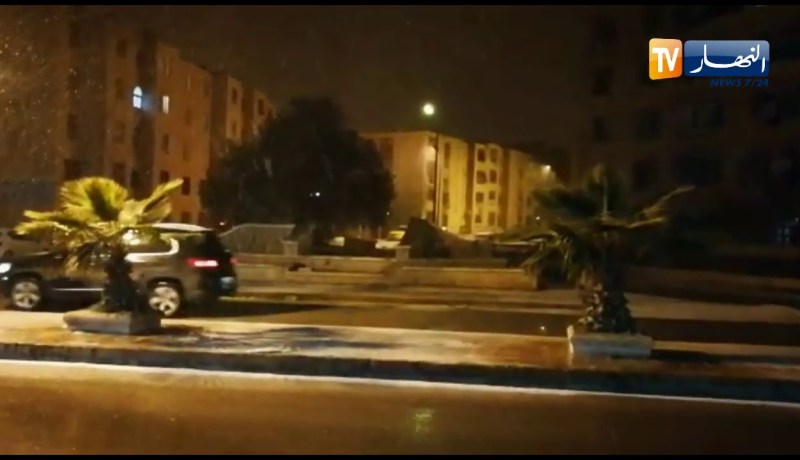 تساقط مفاجئ للثلوج بالجلفة