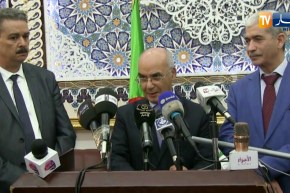 سكيكدة: يوسفي يكذب تصدير حديد مغشوش و يؤكد على بلوغ قيمة الصادرات ب300 دولار