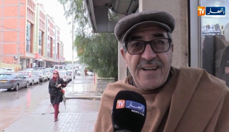 برج بوعريريج/ “القشابية والرنوس”..ألبسة تقليدية لمفاومة البرد