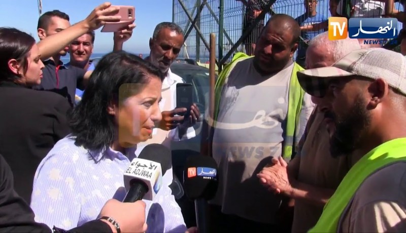 عامل نظافة يشتكي لوزيرة البيئة سوء تصرف المواطنين.. والأخيرة ترد: “قالك كلام سيء رجعلو الساشي للدار