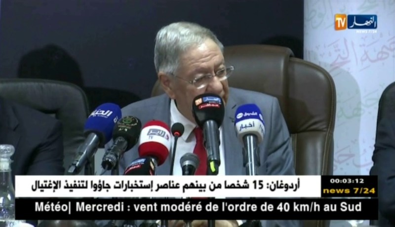 ولد عباس: قيادة الأفلان تفتخر بالمجهودات التي قام بها نوابها  في إنقاذ الهيئة التشريعية للدولة