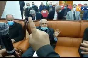 وزير الطاقة لمدير سونلغاز بولاية برج بوعريريج: “مناطق الظل محتوم عليك ديرلهم التريسيتي”