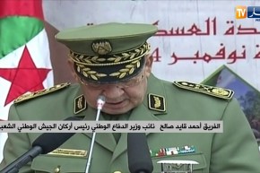 الفريق أحمد قايد صالح يشرف على ملتقى ” العقيدة العسكرية لثورة نوفمبر 1954″