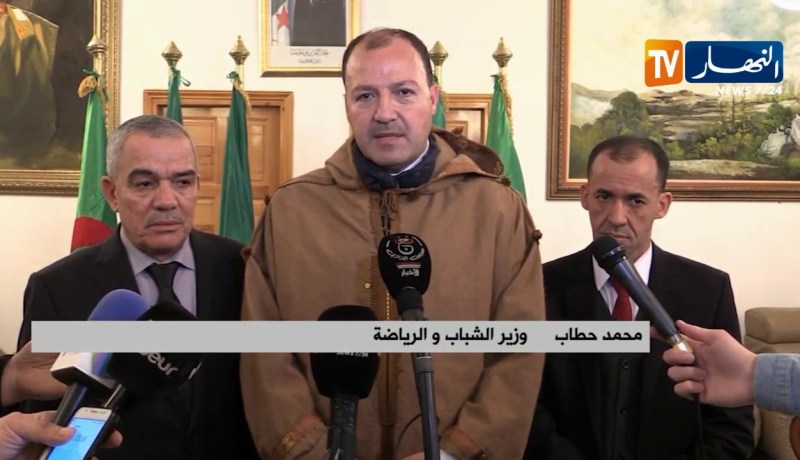 وزير الشباب والرياضة يقوم بجولة تفقدية بولاية تيسمسيلت ويتفقد الهياكل الرياضية