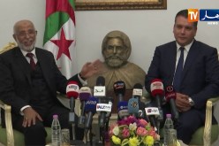 ندوة صحفية عقب لقاء معاذ بوشارب بعبد العزيز بلخادم بمقر الأفلان
