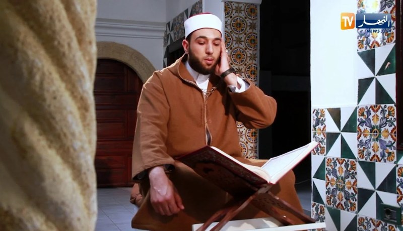 تلاوة عطرة من آيات الذكر الحكيم.. مع القارئ “نصر الدين نعناع”