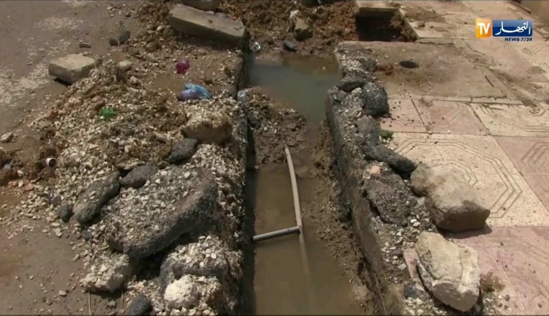 الشيخ النوي: إقامة جامعية مخروبة بـ تبسة.. “العلم و الوسخ”