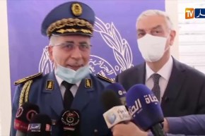 بجاية:  توزيع مقررات إستفادة من إعانات مالية لفائدة أفراد الشرطة