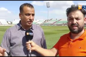 مدير مركب تشاكر يرد على بلماضي: “الأرضية صالحة لإجراء مقابلة في كرة القدم”