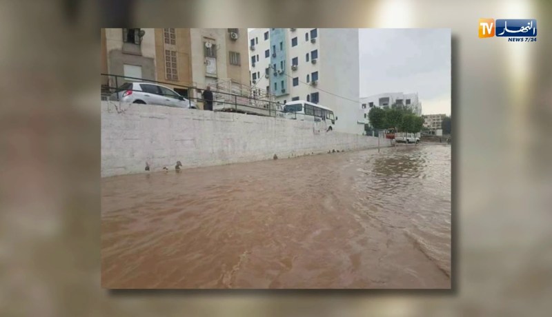 البحث عن شخص مفقود جرفته سيول وادي شرقي بقسنطينة