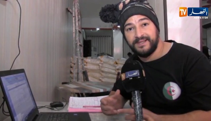 سعيدة/ شباب يتطوع لتقديم مساعدات غذائية لفائدة العائلات المعوزة