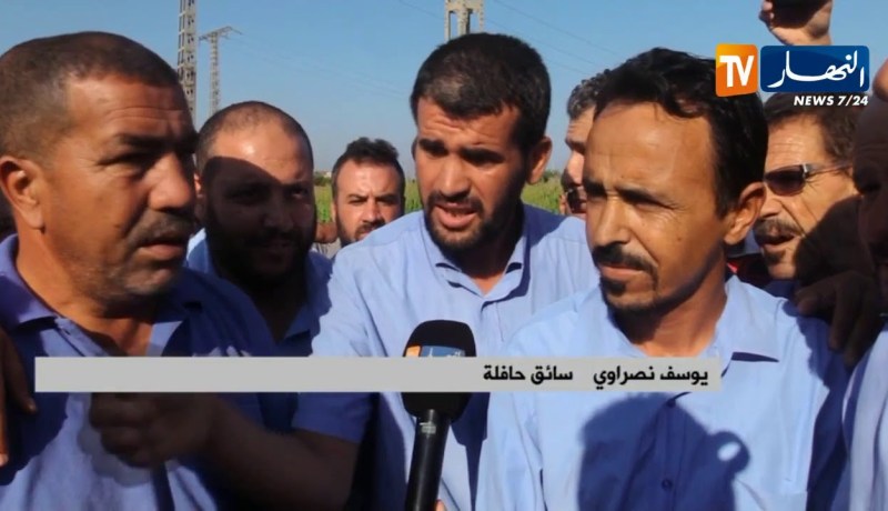 موظفو مجمع طحكوت لدى شركة إيتوزا يحتجون على تأخر صب رواتبهم