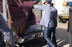 فورار رفقة مصالح الجمارك يتفقدون شحنة لقاح أسترازينيكا البريطاني