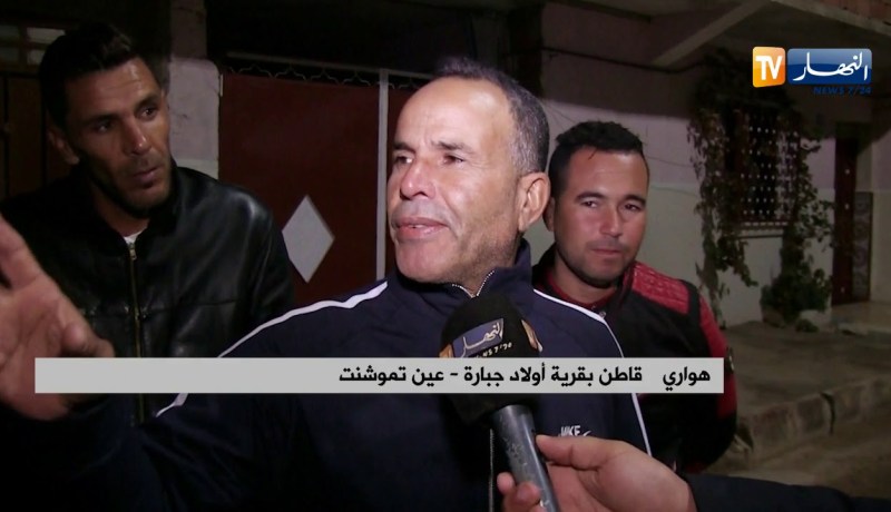 عين تموشنت/ أعمدة كهربائية مشتعلة مرمية تهدد سلامة السكان