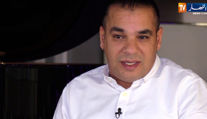 لقاء خاص/ “هواري الدوفان” يروي بدايته كحارس “باركينغ” ويرد على أرملة “الشاب حسني”