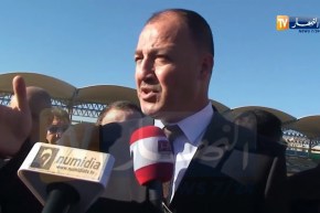 شاهد حطّاب يقيل مدير المركبات الرياضية بالبويرة