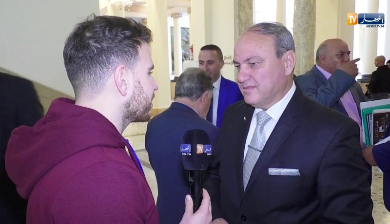 برلمان: آراء أعضاء مجلس الأمة حول إمكانية المرأة أداء الخدمة الوطنية بشكل إلزامي