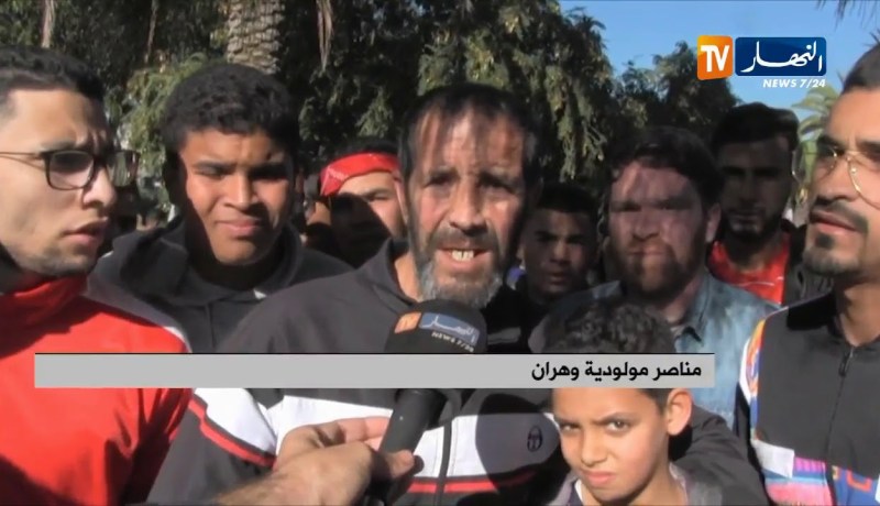 أنصار مولودية وهران يحتجون سلميا أمام مقر الولاية للمطالبة بشركة وطنية