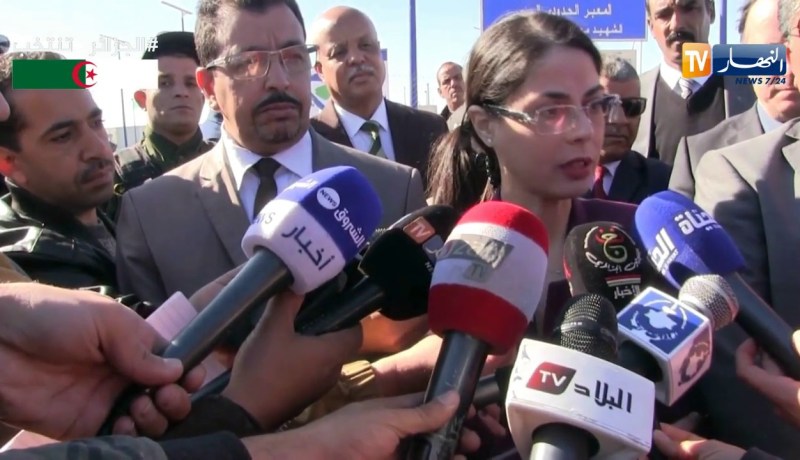 تندوف: إتصالات الجزائر تربط الحدود الجزائرية الموريتانية بشبكة الألياف البصرية