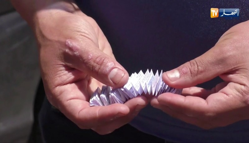 تربية: بعد إحباط مخطط الغش بإستعمال التكنولوجيا..هذه آخر طرق الغش