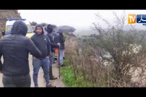 المشاهد الأولى لعملية البحث عن الشاب المفقود الذي جرفته المياه بوادي “بوبهير” في تيزي وزو