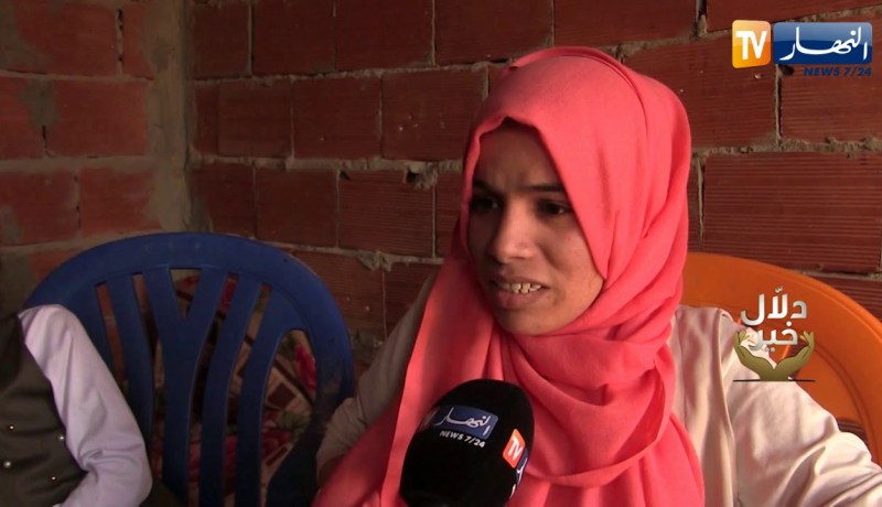 دلال خير: أربع شقيقات بالوادي أُصبن بمرض نادر تسبب لهنّ بعجز عن الوقوف والمشي