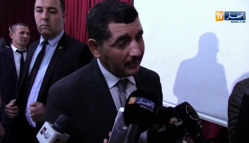 عيسى بكاي: “الوزارة  تسعى لتحقيق إلتزامات رئيس الجمهورية في ملف التجارة الخارجية”