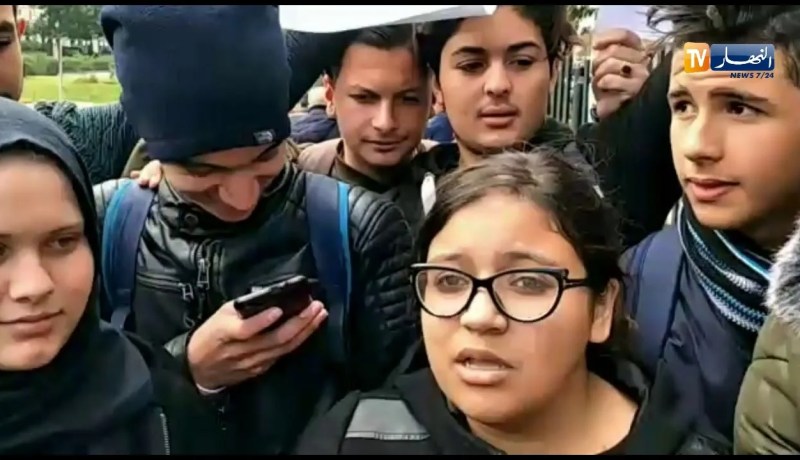 تلاميذ وهران..رجعولنا أساتذتنا المعزولين..!!