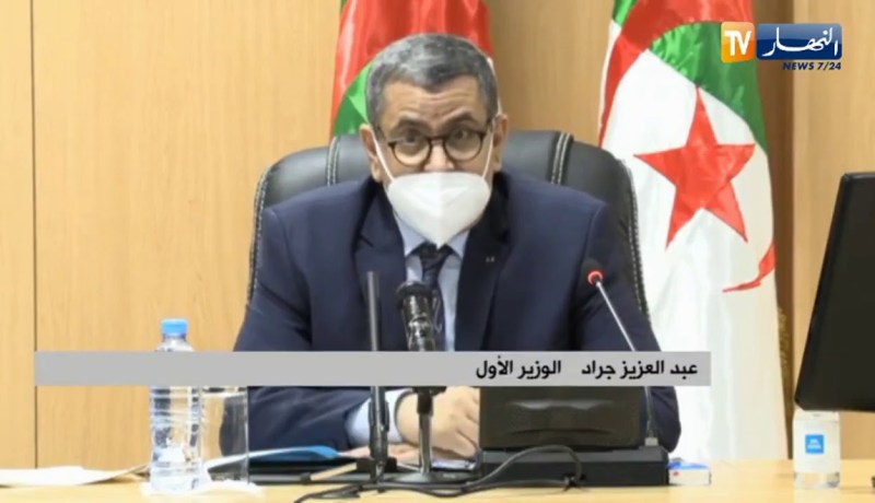 الوزير الأول : الجزائر في الطريق الصحيح للتقدم والرقي مع الجيل الجديد الذي يتحكم في التكنولوجيا