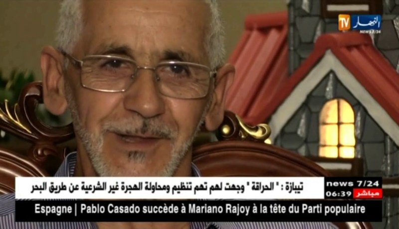 الحرف التقليدية ..أعمال يدوية خشبية و تحف فنية  عالية المهارة