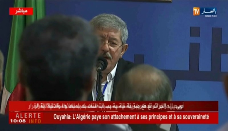 أويحيى: نناشد الرئيس بوتفليقة الإستمرار في مسيرته كرئيس