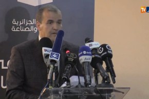 وزير التجارة: “نحن مستعدون لإيصال جميع منتجاتنا إلى نقطة الحدود الجزائرية الليبية”