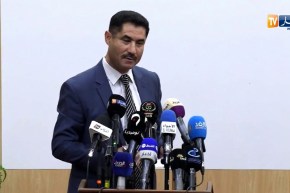 محمد لعقاب: “الرئيس لا يريد دستورا لنفسه بل يريد دستور لكل الجزائريين”