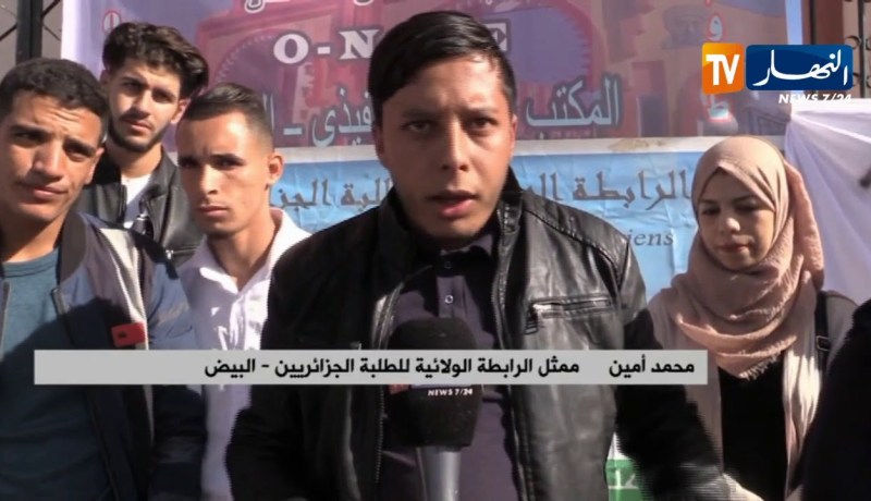 البيض/ طلبة جامعة “نور البشير” يغلقون باب المركز بعد حرمانهم من الماستر