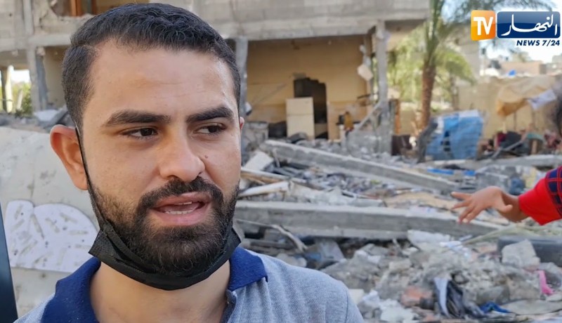 فلسطين: تداعيات التصعيد العسكري.. حلاق يواصل عمله من فوق ركام صالونه المدمر