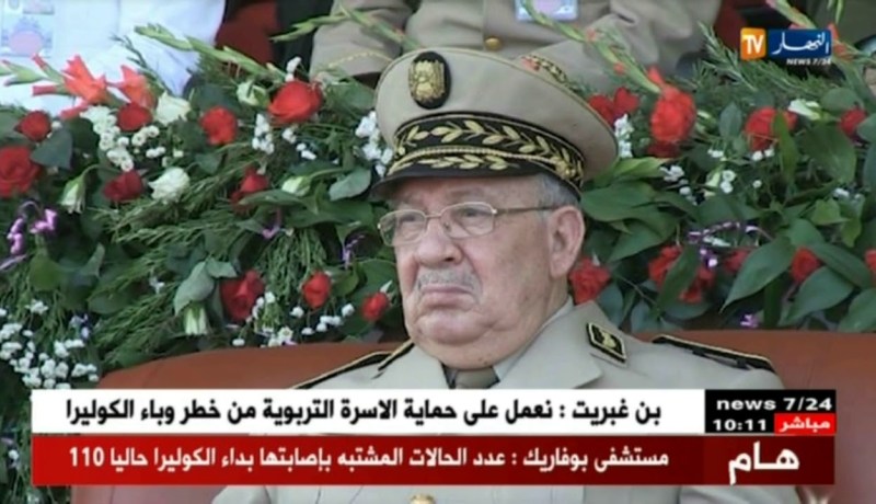 الفريق أحمد قايد صالح في زيارة عمل إلى الناحية العسكرية السادسة يوم الثلاثاء