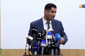 لعقاب: “سيتم توزيع مسودة الدستور على مالا يقل عن 500 جمعية وطنية وكذا نشره بموقع إلكتروني”