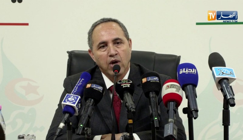 ميهوبي: “الجيش إلتزم بالدستور..وحمى الجزائر من جميع أنواع الإنزلاقات”