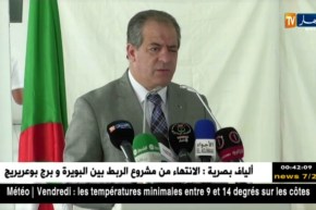 ولد علي ينفجر في وجه المسؤولين على مركز السويدانية بسبب النشيد الوطني