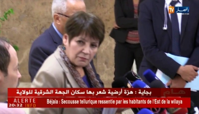 تربية: بن غبريت ترد.. لا تأجيل للدخول المدرسي