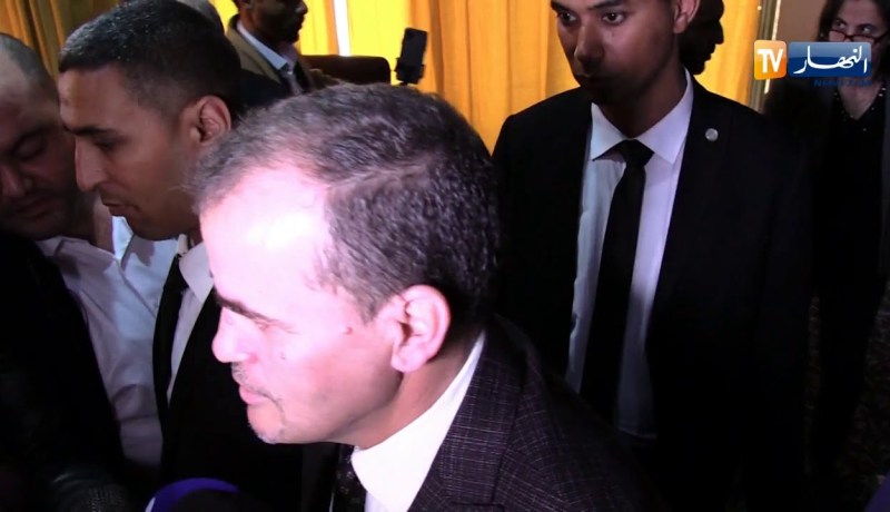 “رزيق” يرد عن ترقية التبادلات التجارية في هذا الوقت..”وانت وقتاش حبيتنا نفطنو”