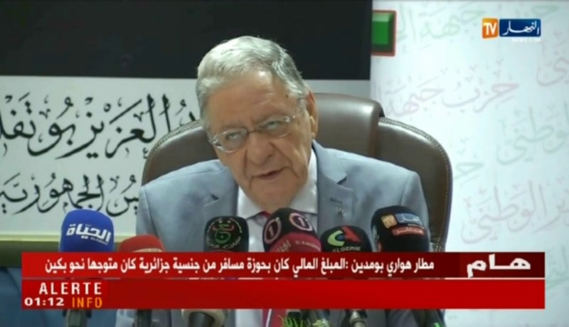 ولد عباس: نواجه تحديات قوية وخطيرة.. والجارة “المغرب” أغرقتنا بالمخدرات