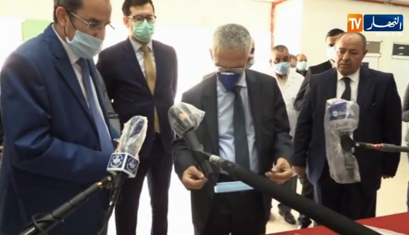 وزير الصناعة يتفقد إنتاج نسيج التابعة لـ GETEX