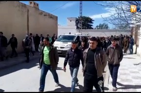 تشييع جنازة الشرطي المقتول من طرف مسبوق بخنشلة